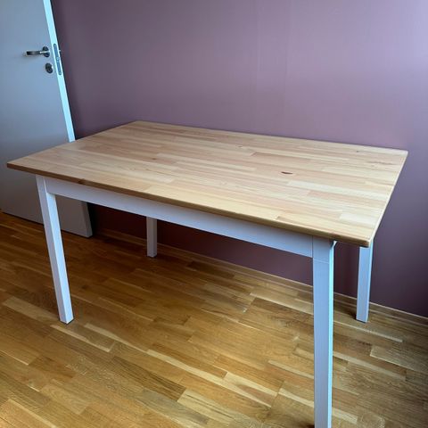 IKEA Pinntorp skrivebord/spisebord