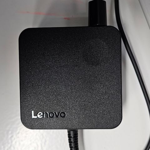 Original 65W Lenovo ADLX65CCGE2A AC Adapter Lader Charger