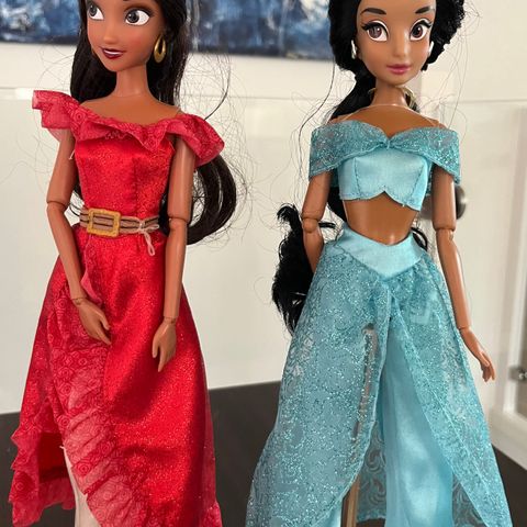 Barbie lignende dukker fra Disney - Elen og Jasmine
