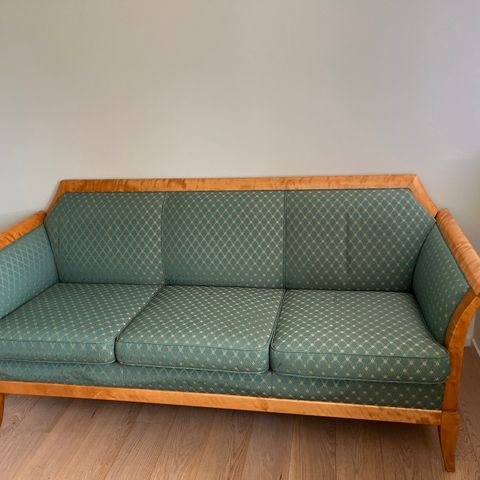 Rosmersholm 3-seter sofa fra norske Tonning og Stryn selges rimelig