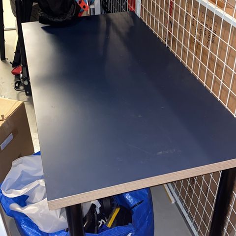 IKEA Linnmon skrivebord