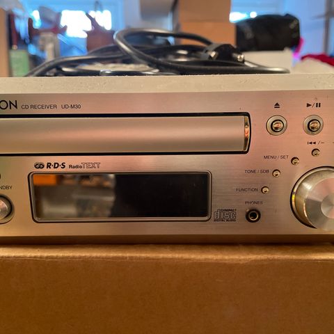 Denon CD RECEIVER UD-M30