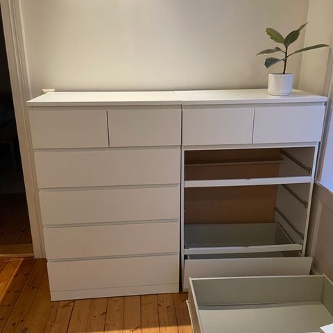 2 x IKEA Malm kommoder (en ødelagt, en i god stand)