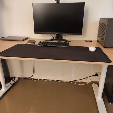 IKEA skrivebord