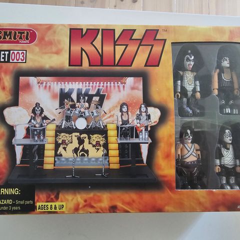 Kiss Alive ll action set.