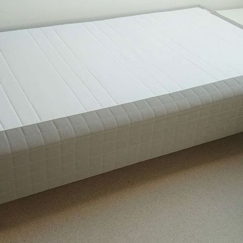 Moving out sale: ISkårer bed 120cm (2 nos) wide at a cheaper price!