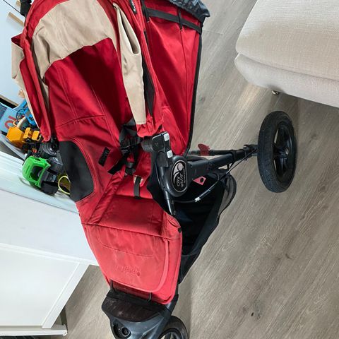 City Elite baby jogger