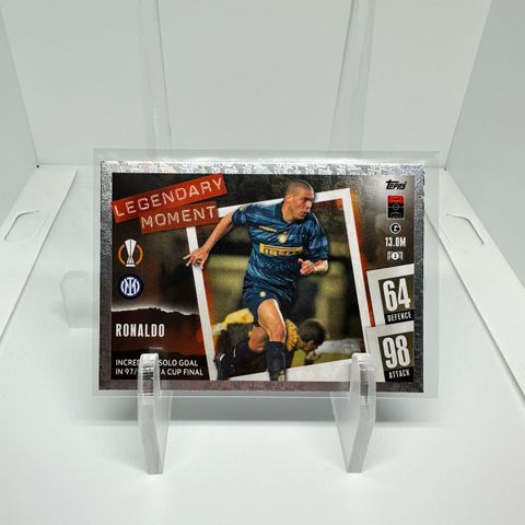 R9 Legendary Moment Topps 23/24 kort