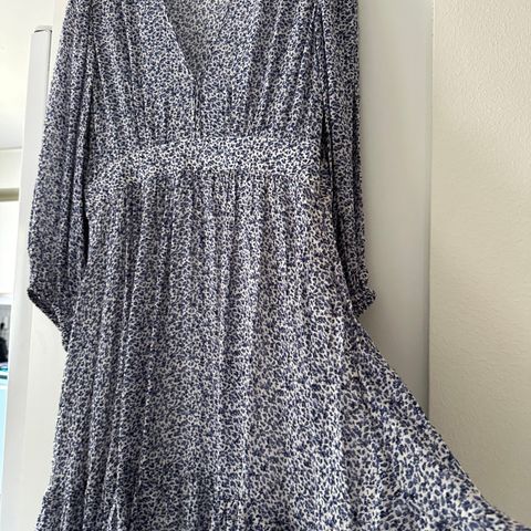 Fantastisk kjole fra by TiMo str large