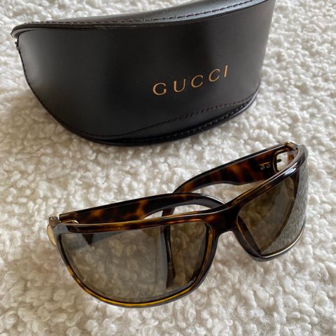 Gucci GG 1583/S V086J