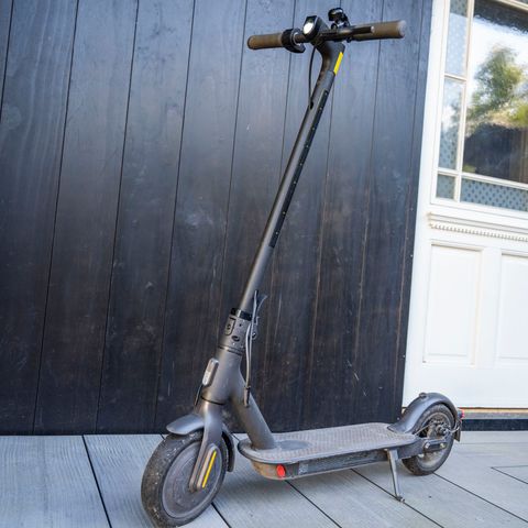 Xiaomi Mi Scooter elsparkesykkel uten selges