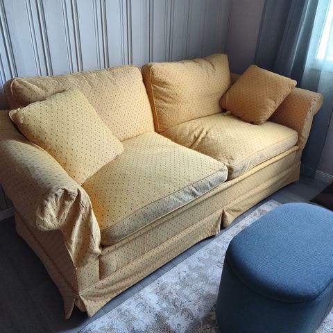 2 seter pen sofa