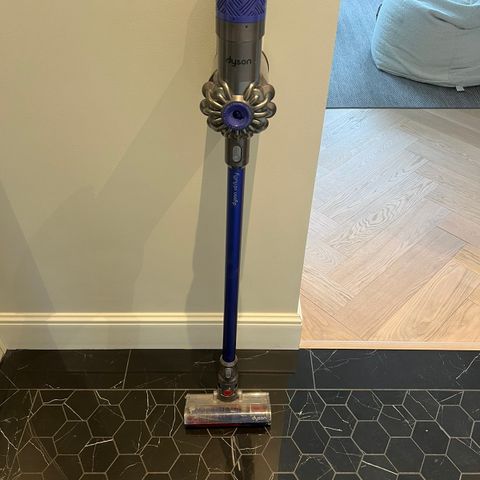 Dyson V8 trådløs støvsuger 446969-01