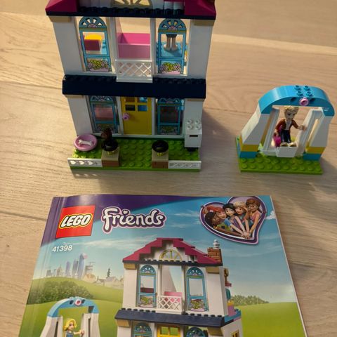 Lego friends-Stephanies hus. Legohus.