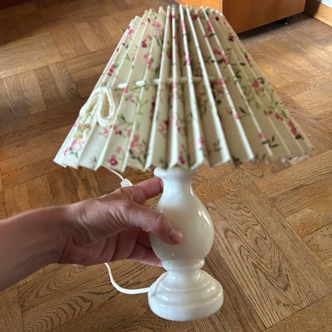 Vintage marmor bordlampe