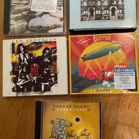 Led Zeppelin cd’er selges (Black Sabbath, Deep Purple, Metallica, AC/DC)