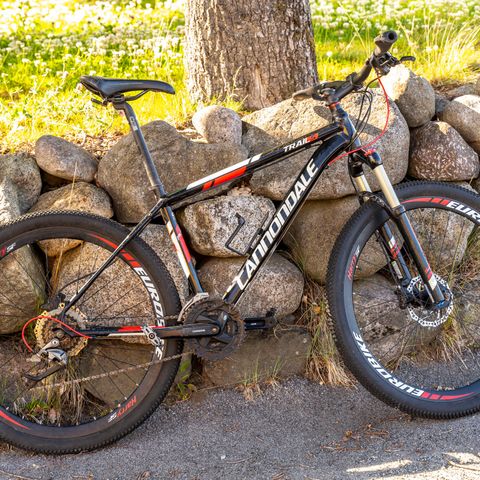 Cannondale Trail S svart offroadsykkel