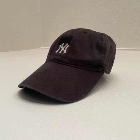 Yankees caps