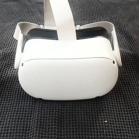 Oculus quest 2 (vr headset)