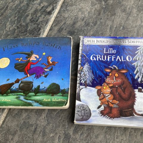 Plass bakpå kosten og Lille Gruffalo bok