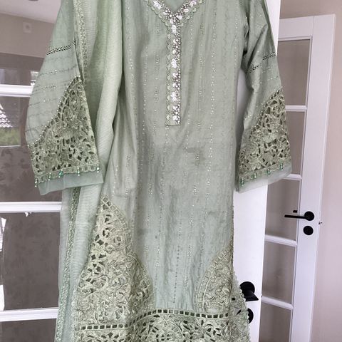 Pakistanske klær str s