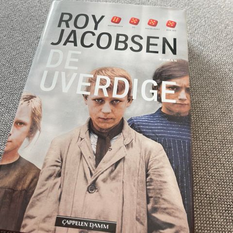Bok - De uverdige av Roy Jacobsen og Cappelen Damm - helt ny