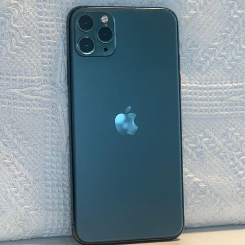 iPhone 11 Pro Max, 100% batteri