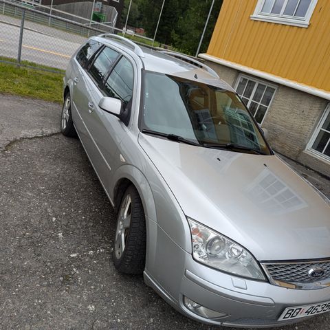 Ford Mondeo 130 hk tdci 2006