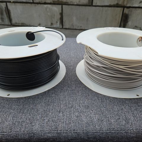 PN kabel 1,5 kvadrat grå og sort