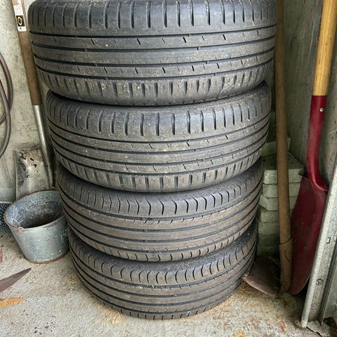 Komplett sommer dekk 205/50R17