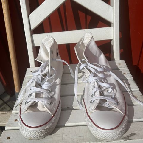 Converse hvite høye 44