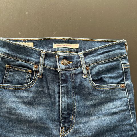 levis jeans