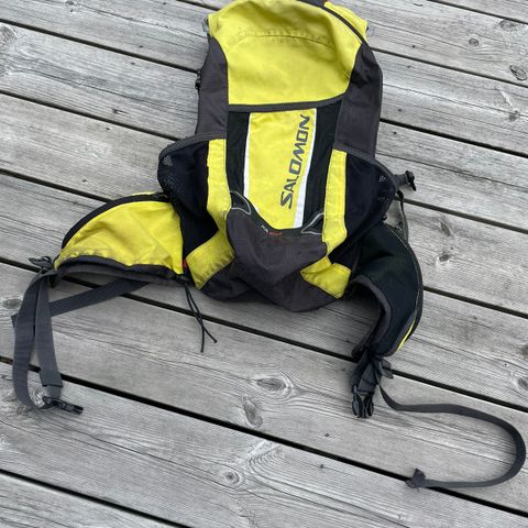 Salomon tursekk 20 l pent brukt