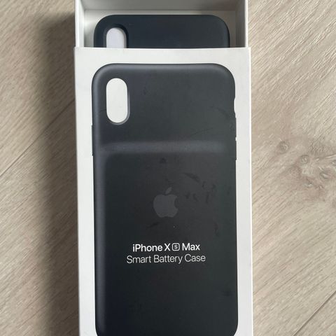 iPhone Xs Smart Battery Case