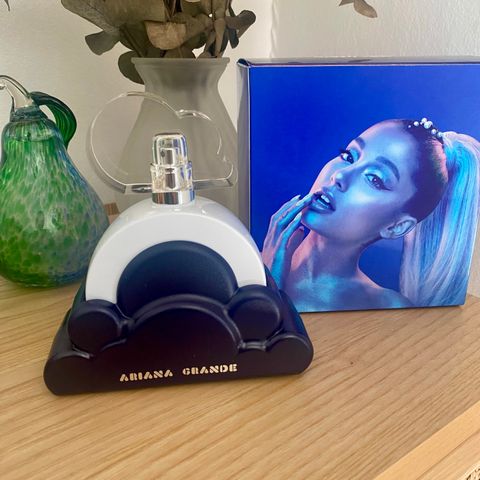 Ariana Grande  Cloud 2.0 Intense EdP 100 ml