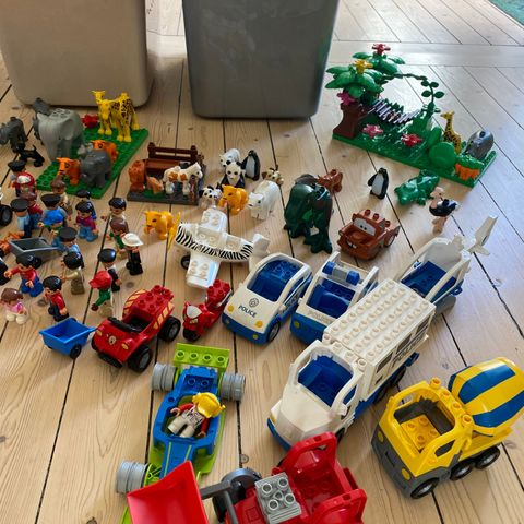 Masse Lego Duplo (Safari, bondegård, politi etc)