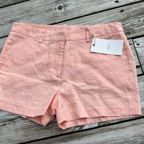 Flott fersken farget shorts i 100% lin fra J.Patricia .Str 36.