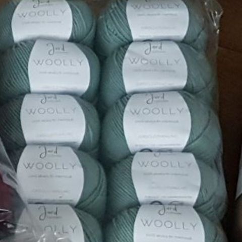 Wooly Jord clothing