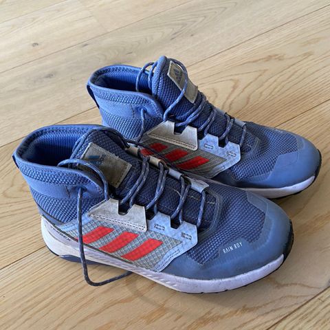 Adidas Terrex str 35