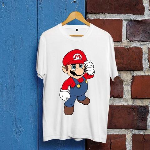 Fin Super Mario t-skjorte i hvit, voksen LARGE, ny ubrukt!