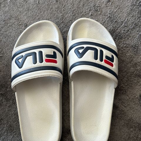 Fila slippers str 38