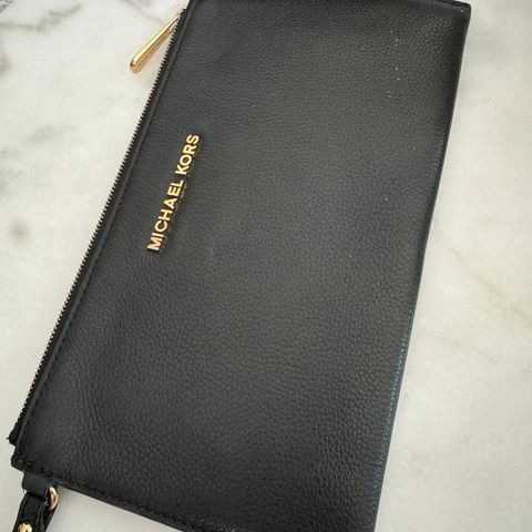 Michael Kors clutch