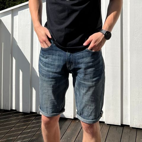 Levis 511 shorts herre strl 33