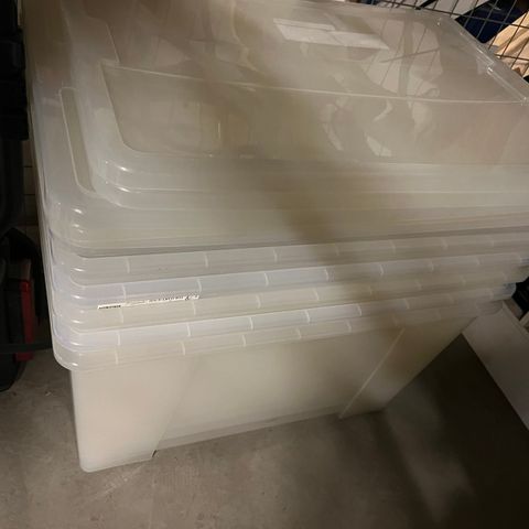 IKEA samla 6 store plastkasser med lokk 130 L
