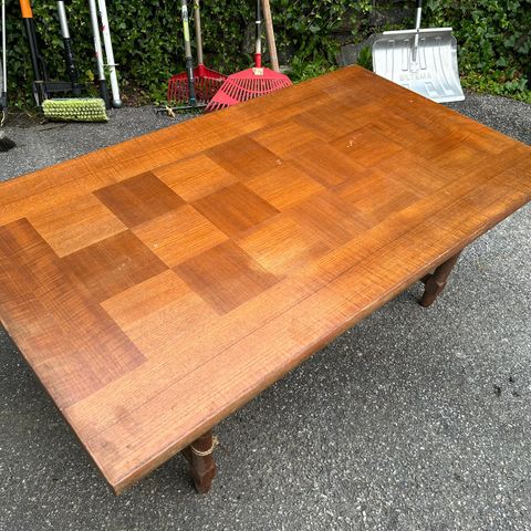 Teak salongbord