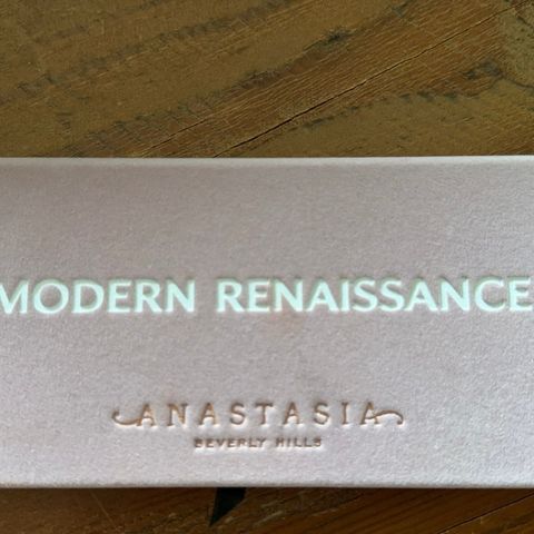 Anastasia Beverly Hills Modern Renaissance palette