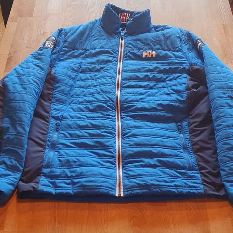 Pent brukt Helly Hansen jakke XL