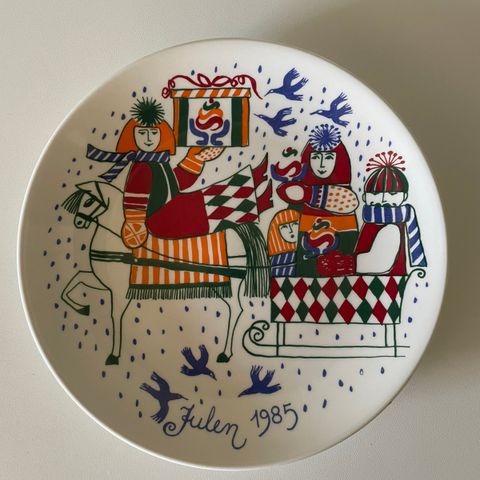 Hennig Olsen tallerken Julen 1985 // Figgjo