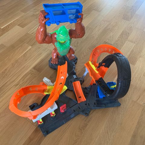 Hot Wheels City Slam Gorilla bilbane til salgs