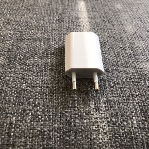 Apple 5 watt usb A lader